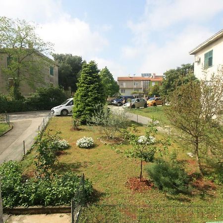 Apartment Persich Pula Buitenkant foto